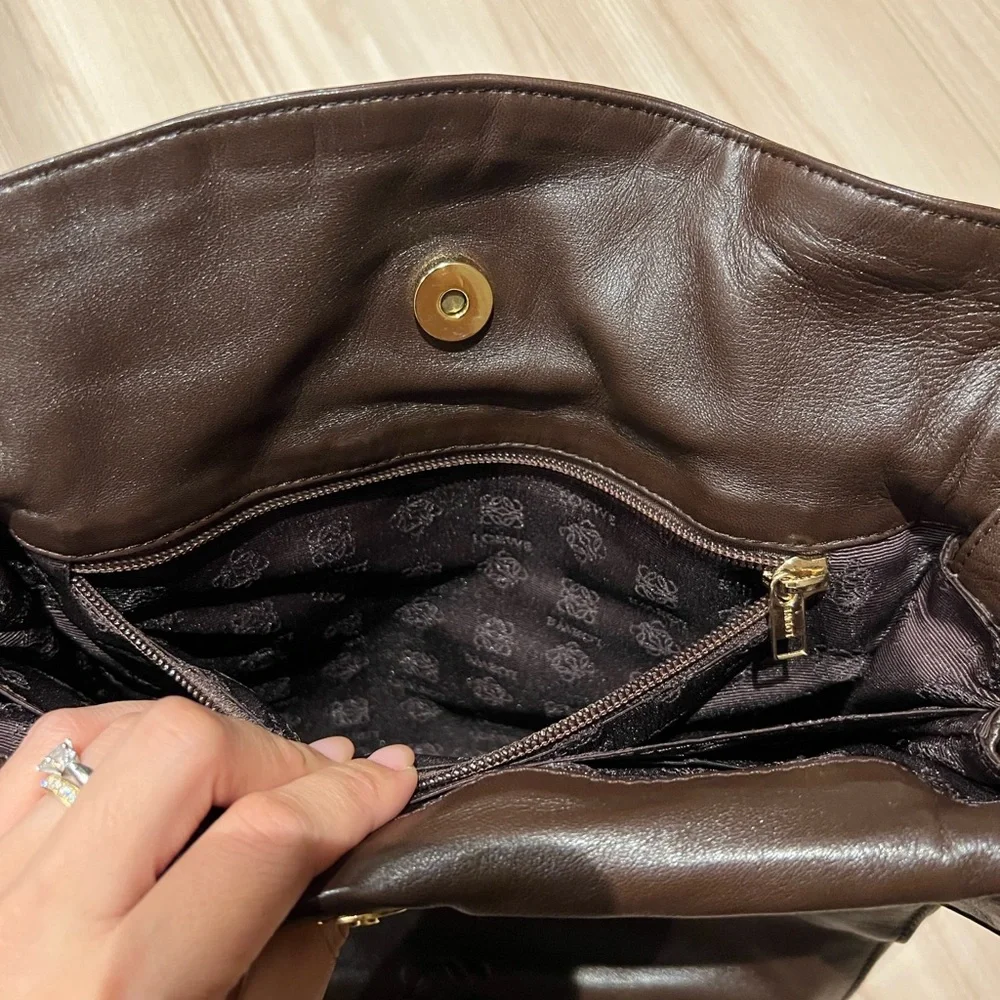 Vintage Loewe Nappa Flamenco Drawstring Shoulder Bag - Picture 9 of 9